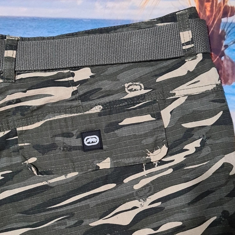 Ecko‎ Unltd Camo Cargo Shorts Size 32 NWT - Picture 8 of 9